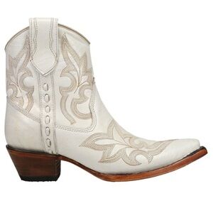 NWOB Circle G Pearl Embroidered Western Ankle Booties Sz-5.5